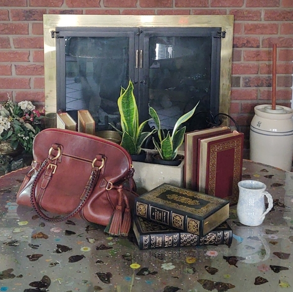 Dooney & Bourke - Picture 5 of 16